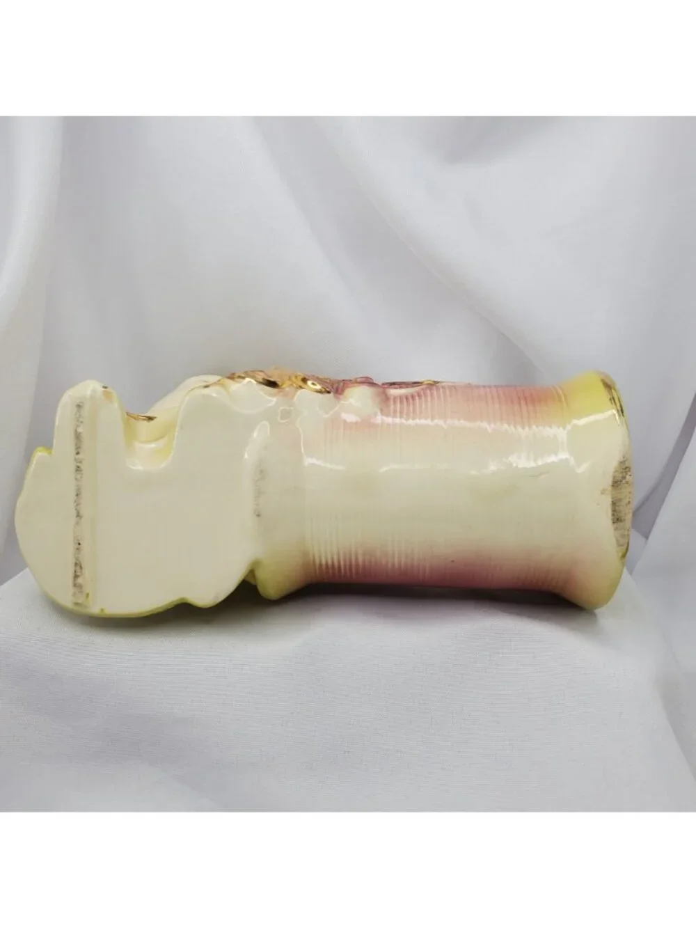 VTG Hull Pottery USA Ceramic Cat Figurine Planter 89 Pink & Yellow Gold Accents